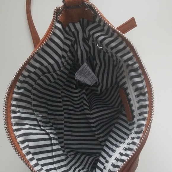 Brown crossbody purse from DSW - Picture 3 of 3